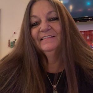 Meet your Posher, Joellyn